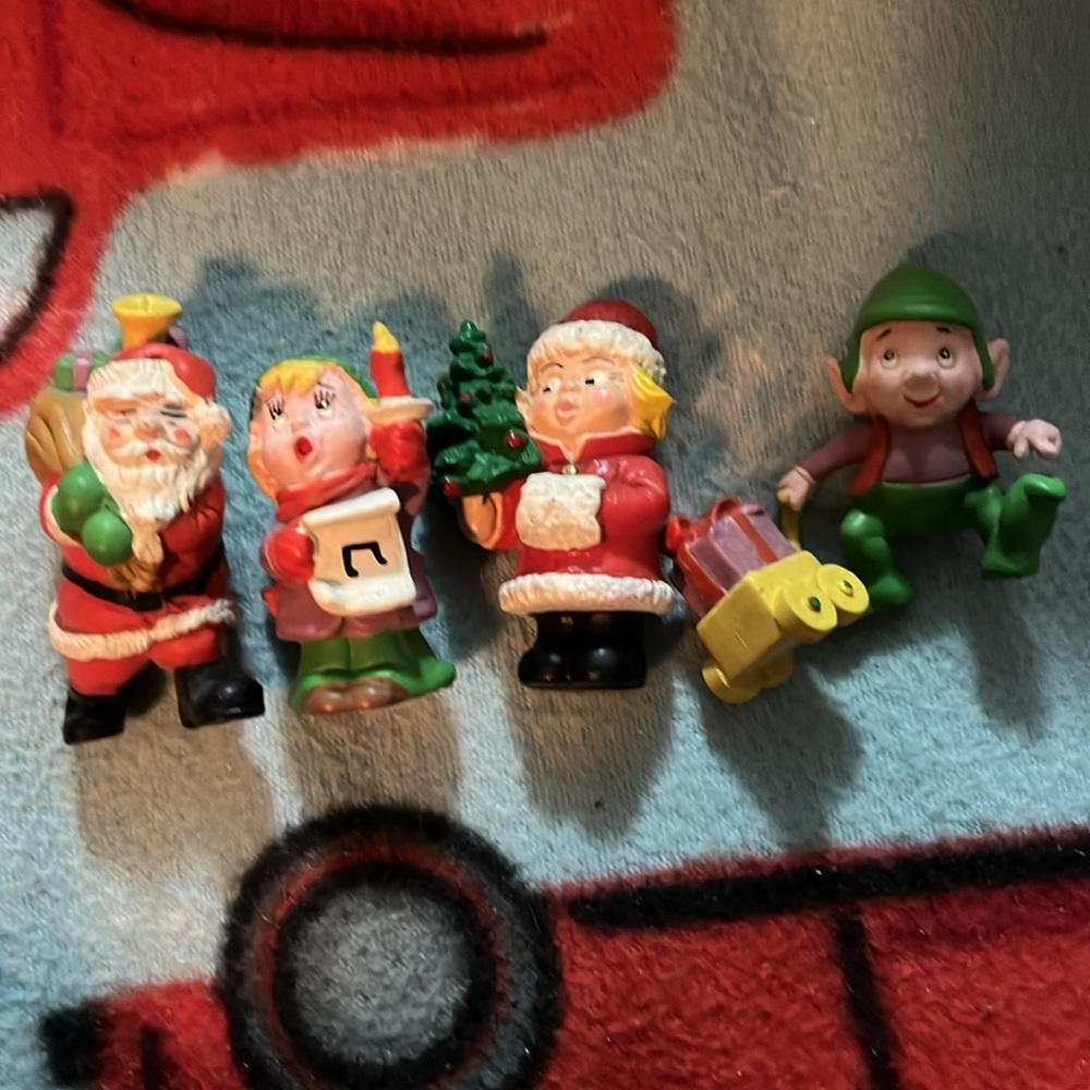 Vintage 4 collectible Ornament Wallace Berrie Christmas Figures Portugal 1980’s